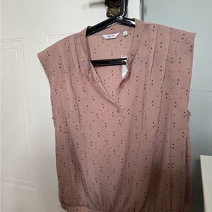 Reitmans Pink Sleeveless Blouse
